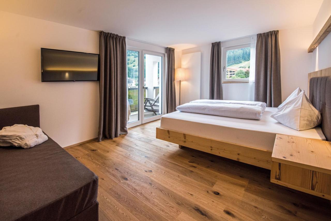 Hotel Fronza - Your Hike & Mountain Home Lutago Zewnętrze zdjęcie