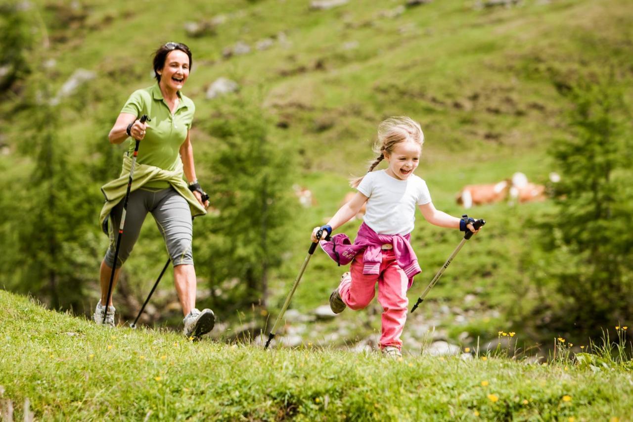 Hotel Fronza - Your Hike & Mountain Home Lutago Zewnętrze zdjęcie