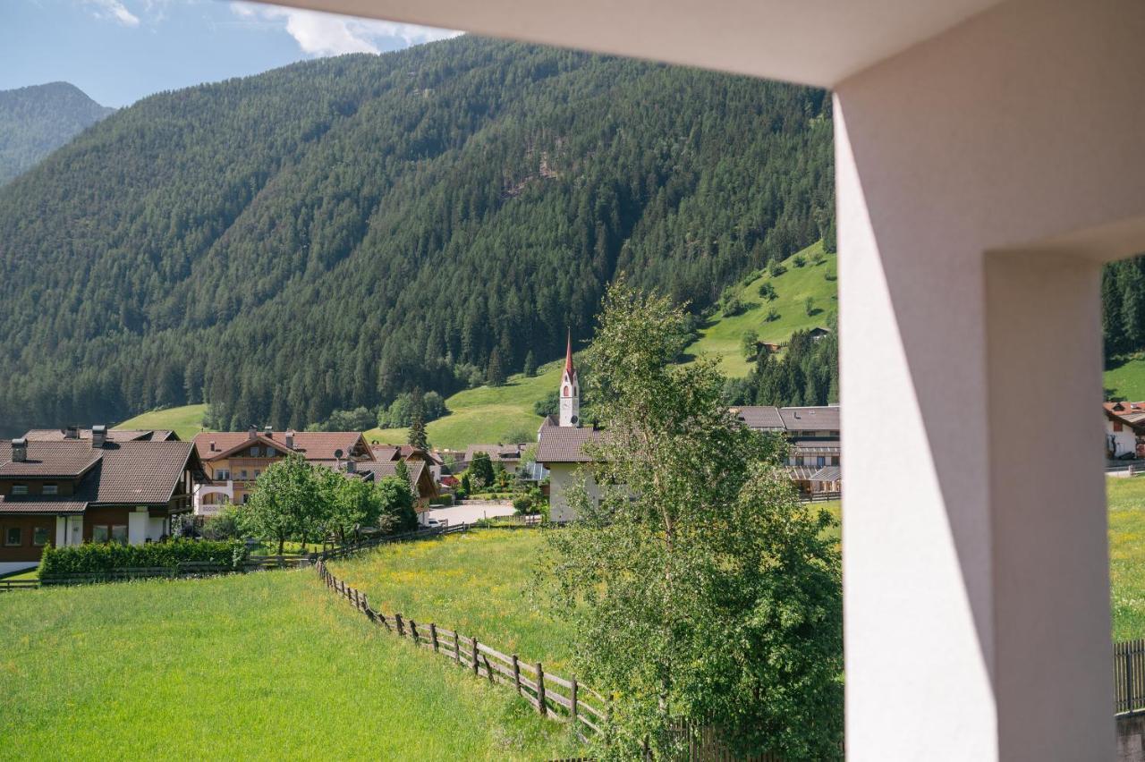 Hotel Fronza - Your Hike & Mountain Home Lutago Zewnętrze zdjęcie