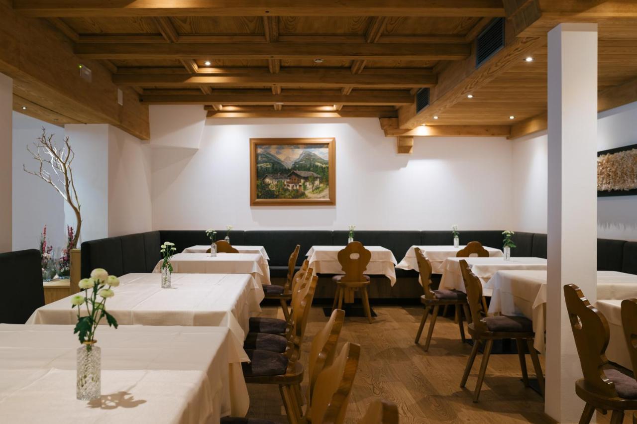 Hotel Fronza - Your Hike & Mountain Home Lutago Zewnętrze zdjęcie