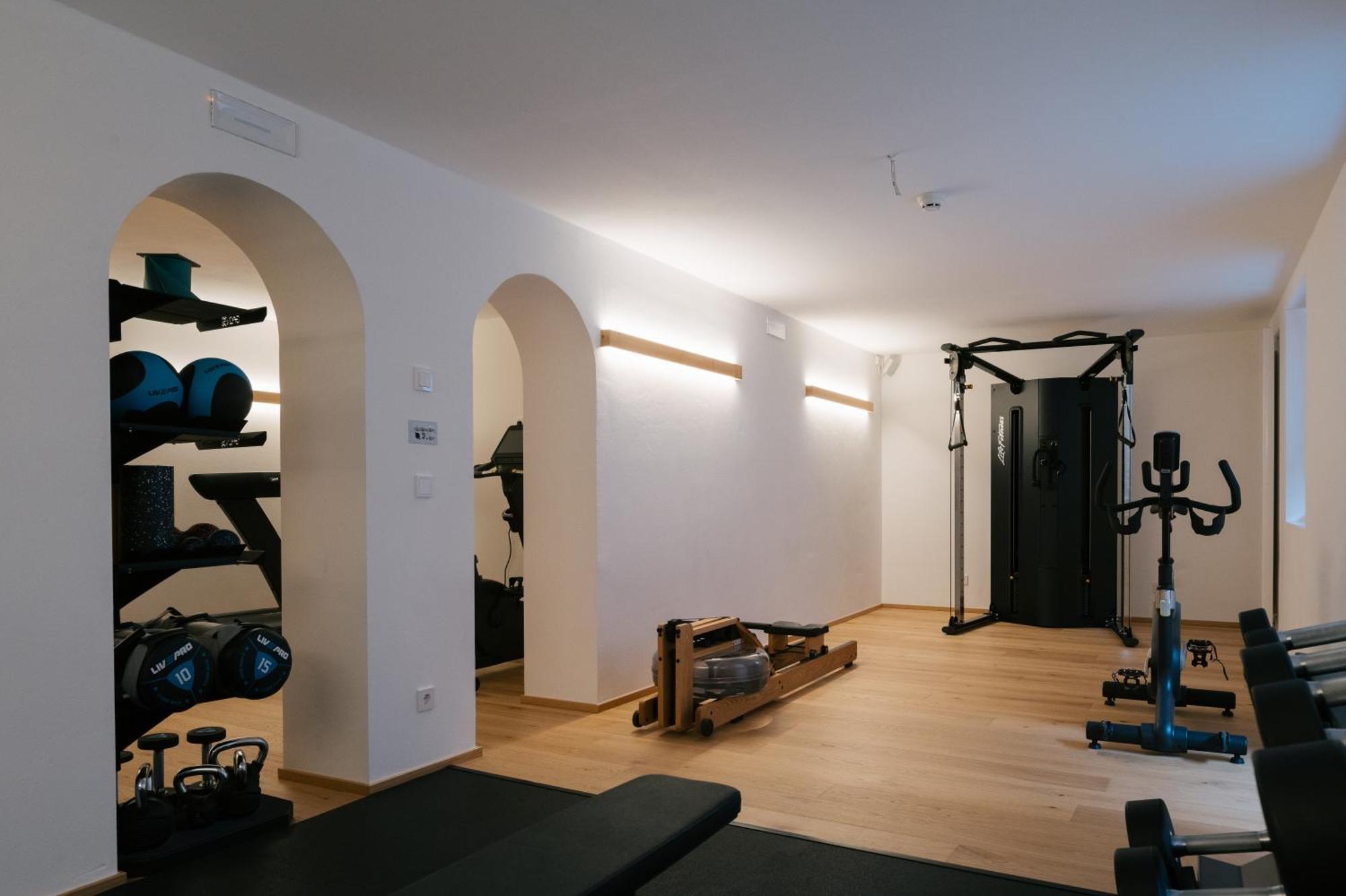 Hotel Fronza - Your Hike & Mountain Home Lutago Zewnętrze zdjęcie