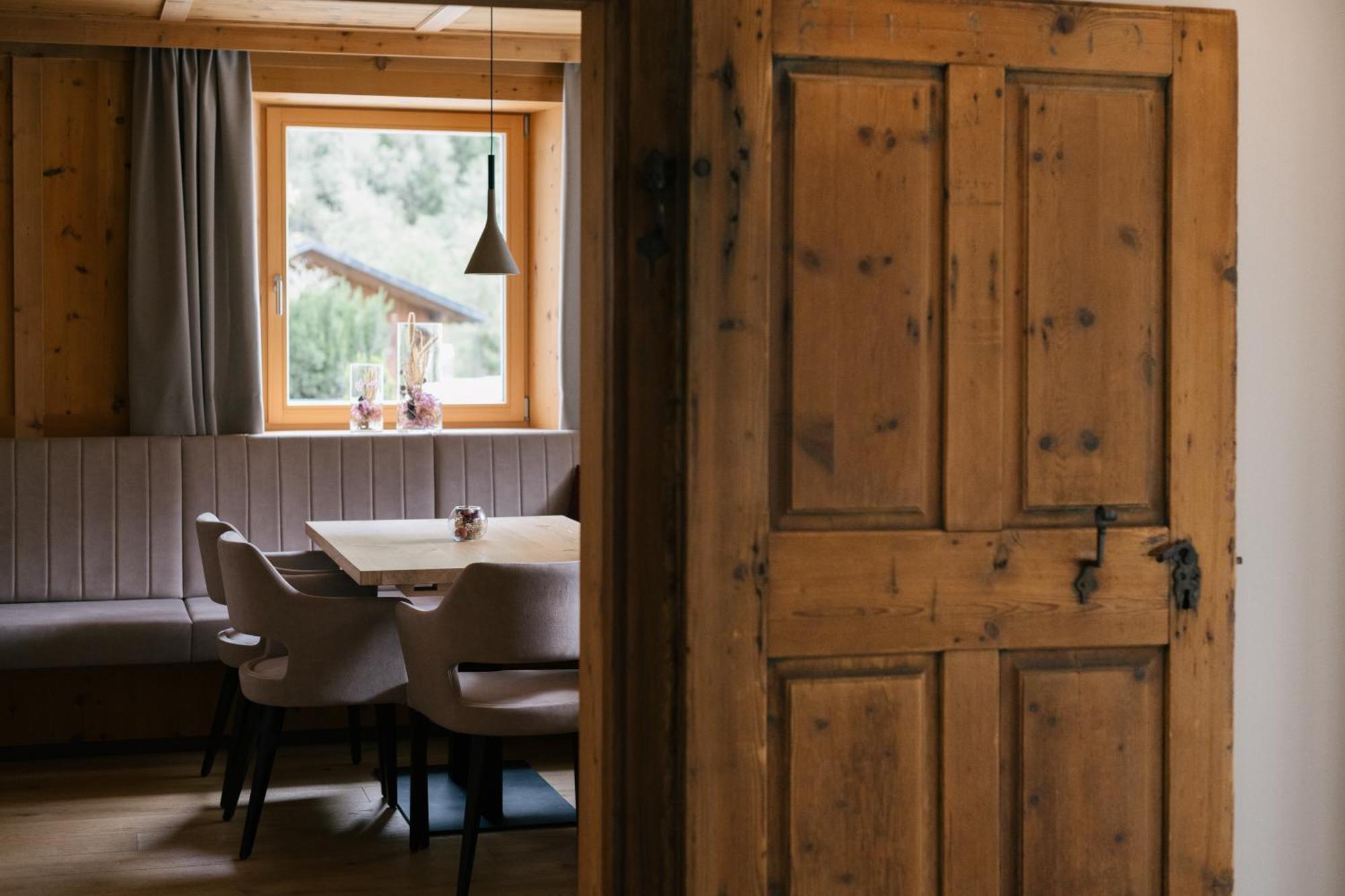 Hotel Fronza - Your Hike & Mountain Home Lutago Zewnętrze zdjęcie